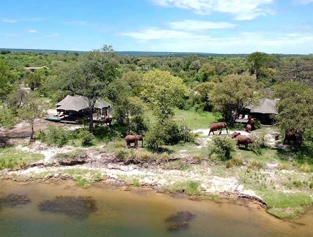 Luxurious Old Drift Lodge along the upper Zambezi River, Zambezi Naitonal Park and Victoria Falls, Zimbabwe